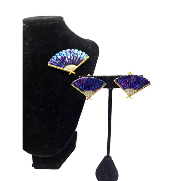 Butler Jewelry - Butler Signed Rare Purple Abalone Shell Fan Brooch and Clip Earring Set Vintage